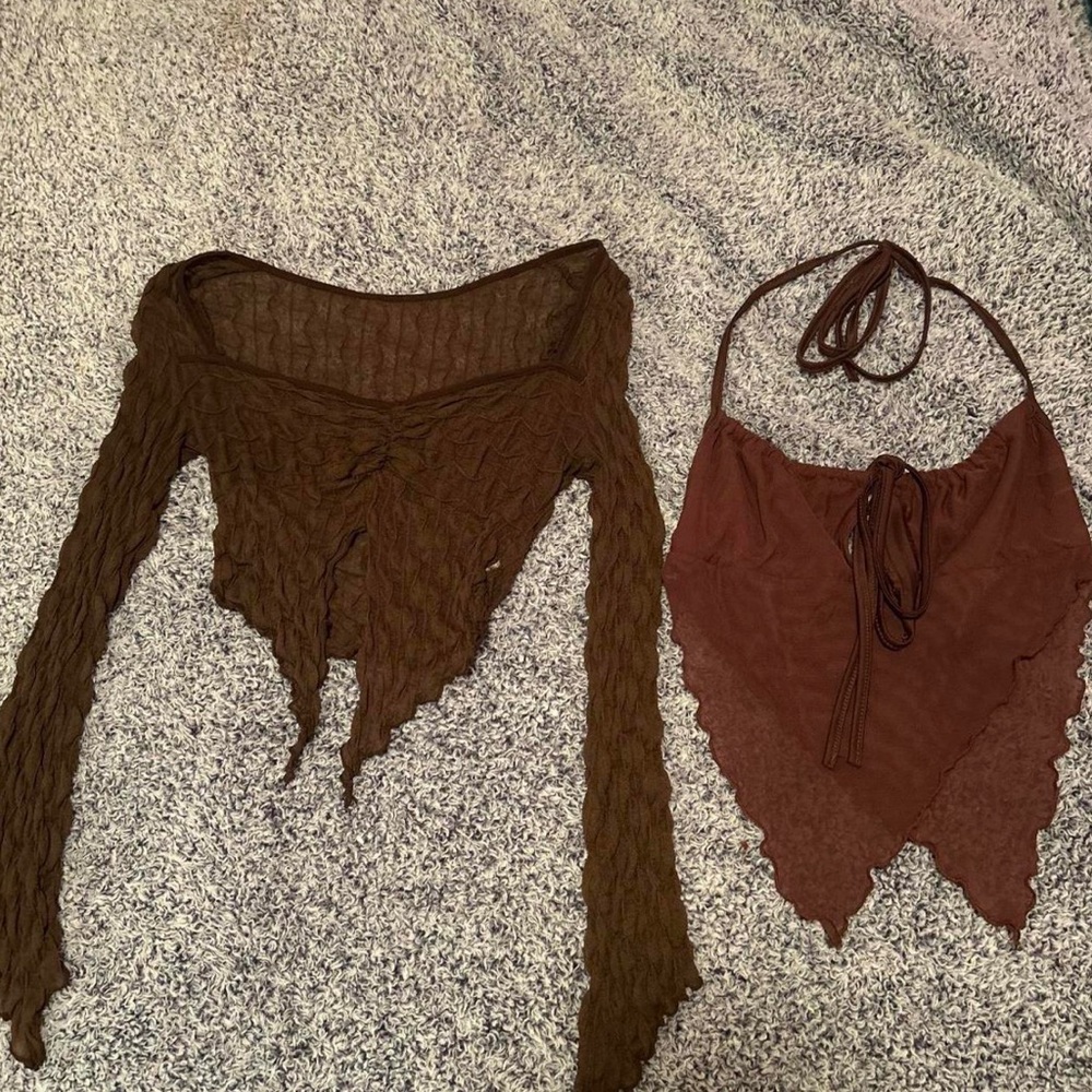 2 tops
